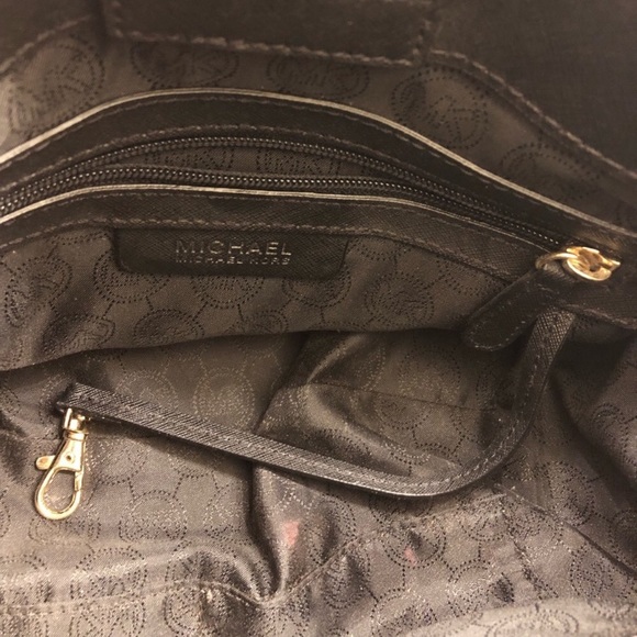 Michael Kors purse ๐จsold ๐จ - Picture 2 of 6